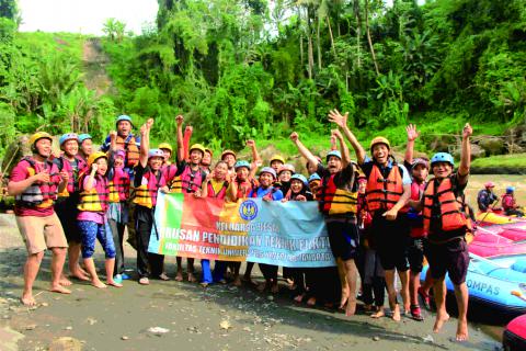 rafting seru